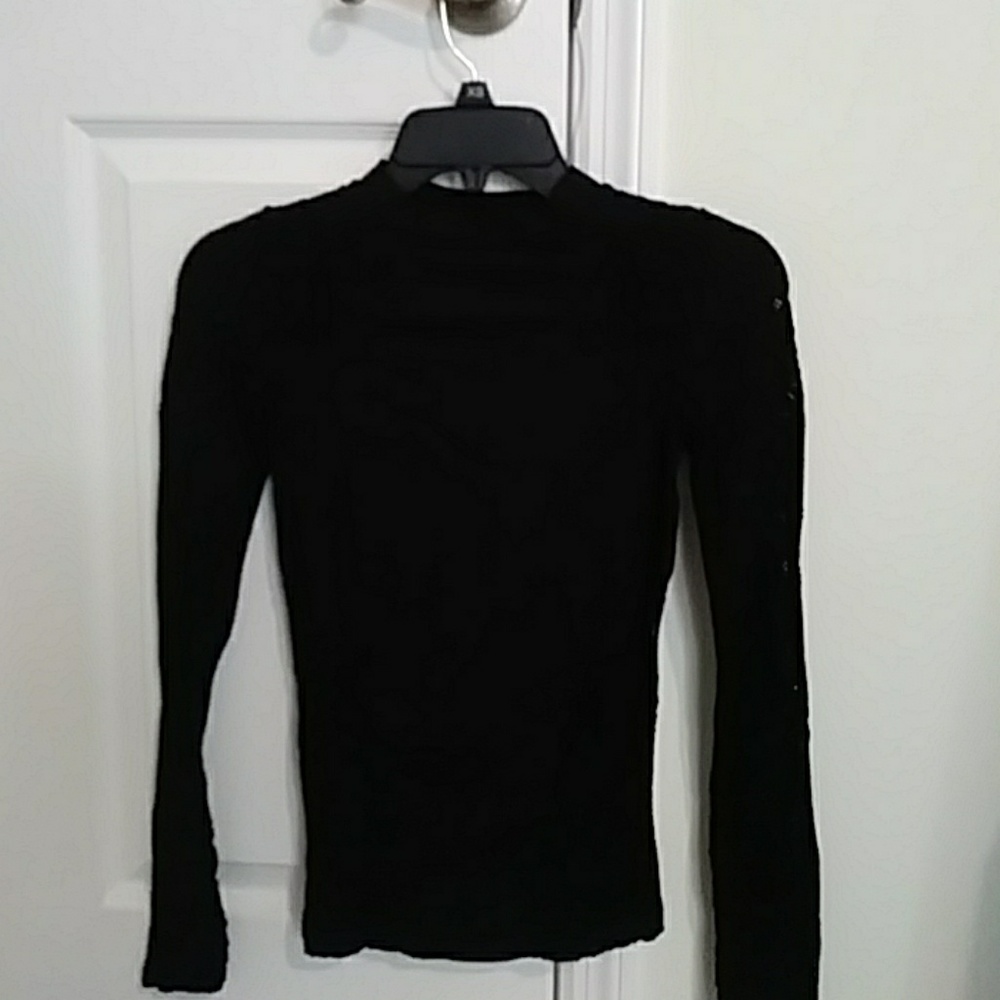 Bebe blk lace shirt